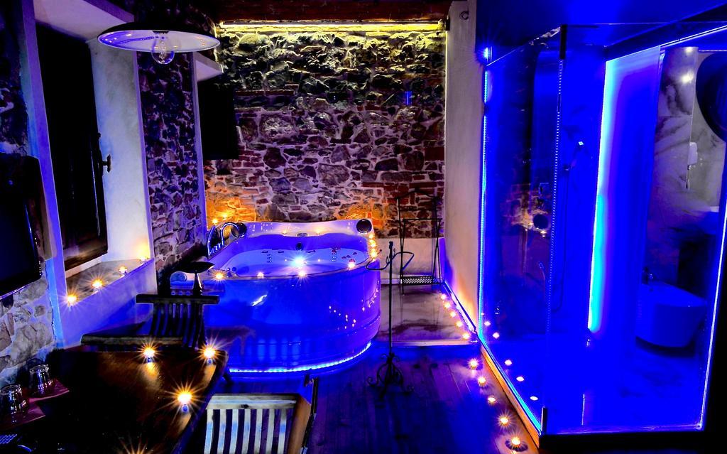 Castello Di Montalbano Bed & Breakfast San Jacopo al Girone Exterior photo